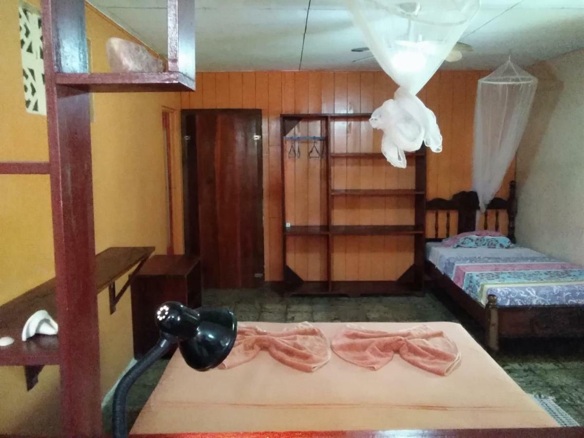 Cabinas Algebra Cahuita Buitenkant foto